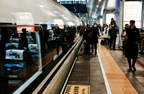 Big update of train networks cuts travel time in China