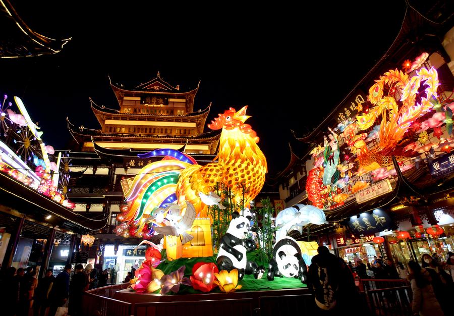 Visitors view lantern fair at Yuyuan Garden in Shanghai