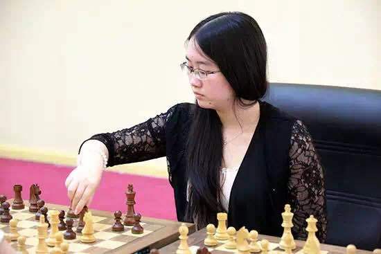 Perfect move: Female chess master discusses life and video games