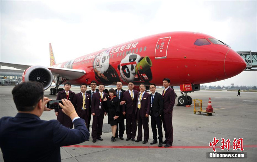 New direct flight between Chengdu and Los Angeles launched