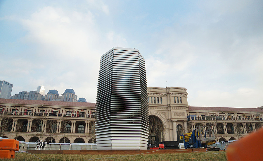 'Smog Free Tower' being installed in Tianjin