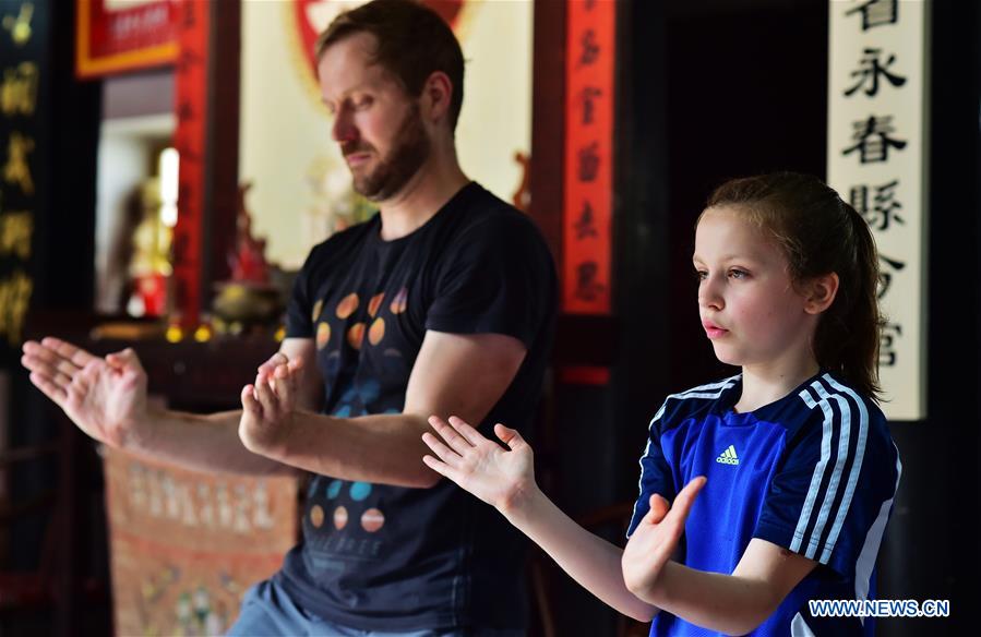 German girl learns Chinese martial art in East China's Yongchun