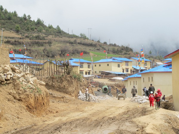 Road to reconstruction nears end in quake-hit Tibet