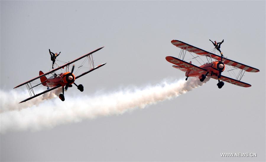 Five-day air show kicks off in Central China's Henan