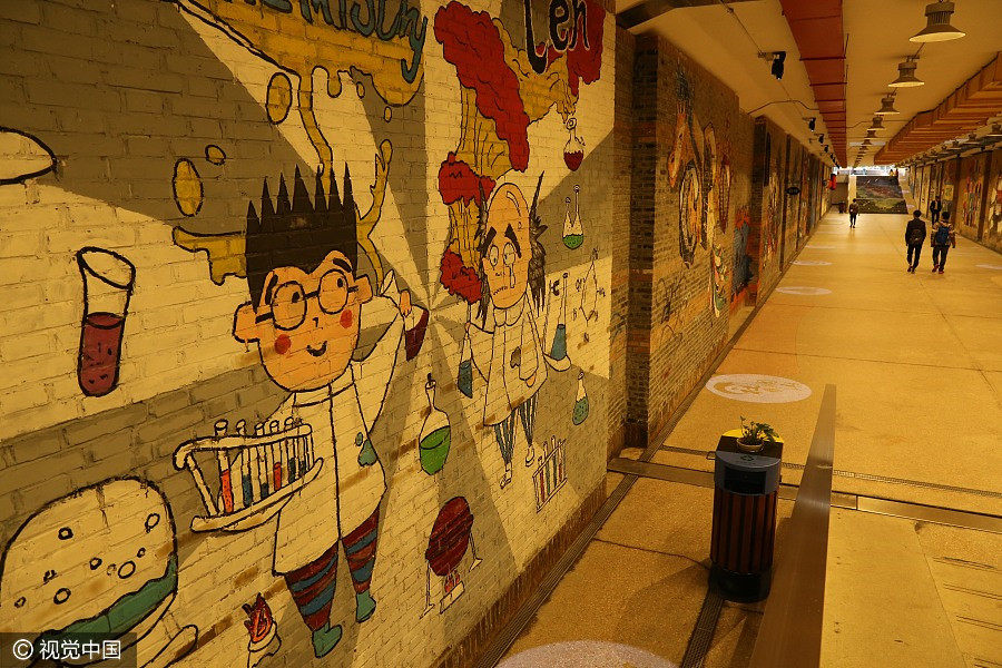 Students' paintings color university underpass in Jiangsu