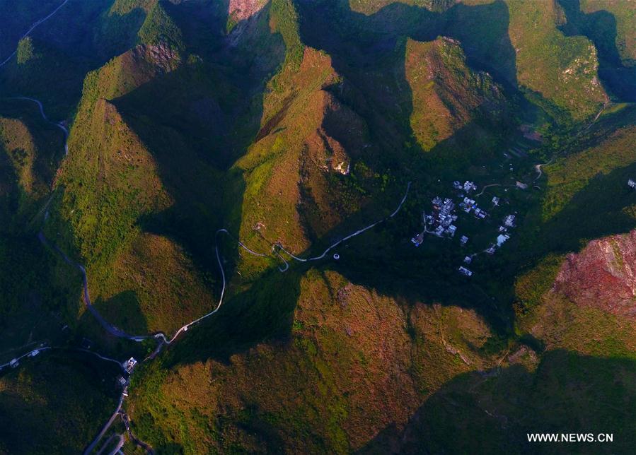 Guangxi strengthens road construction efforts in poor rural areas