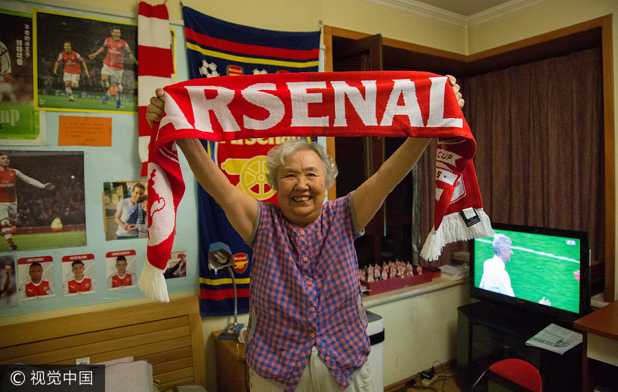 Chinese granny gooner makes a name online