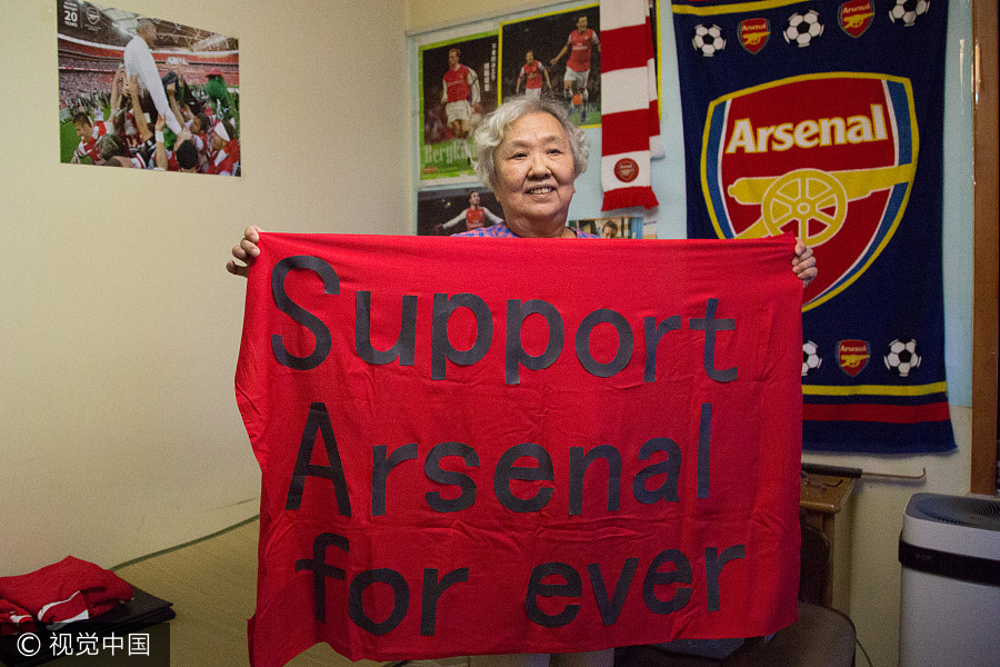 Chinese granny gooner makes a name online