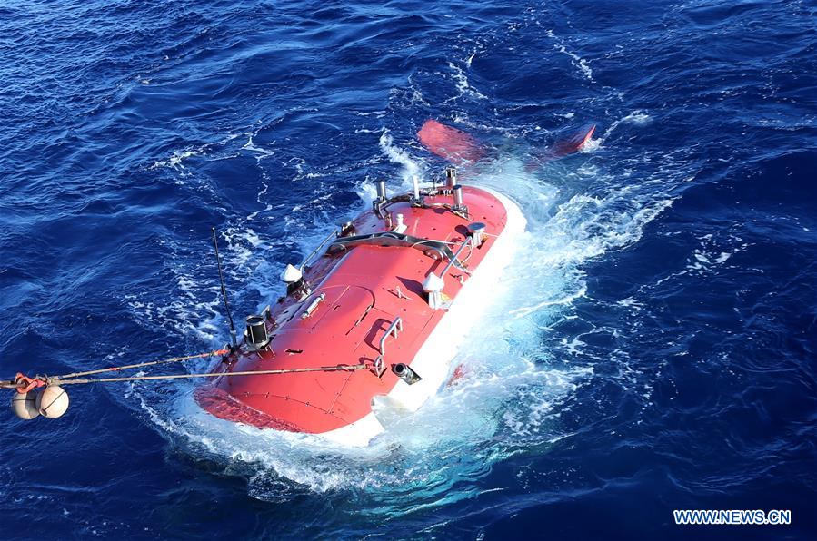 Chinese submersible <EM>Jiaolong</EM> to dive in Yap Trench