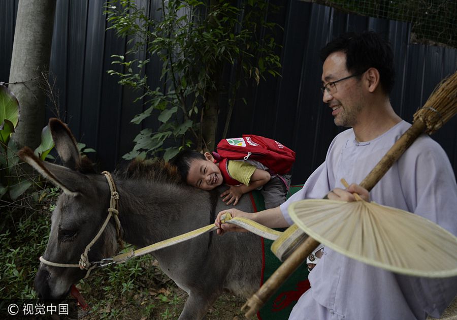 3-year-old riding a donkey sparks nationwide discussion