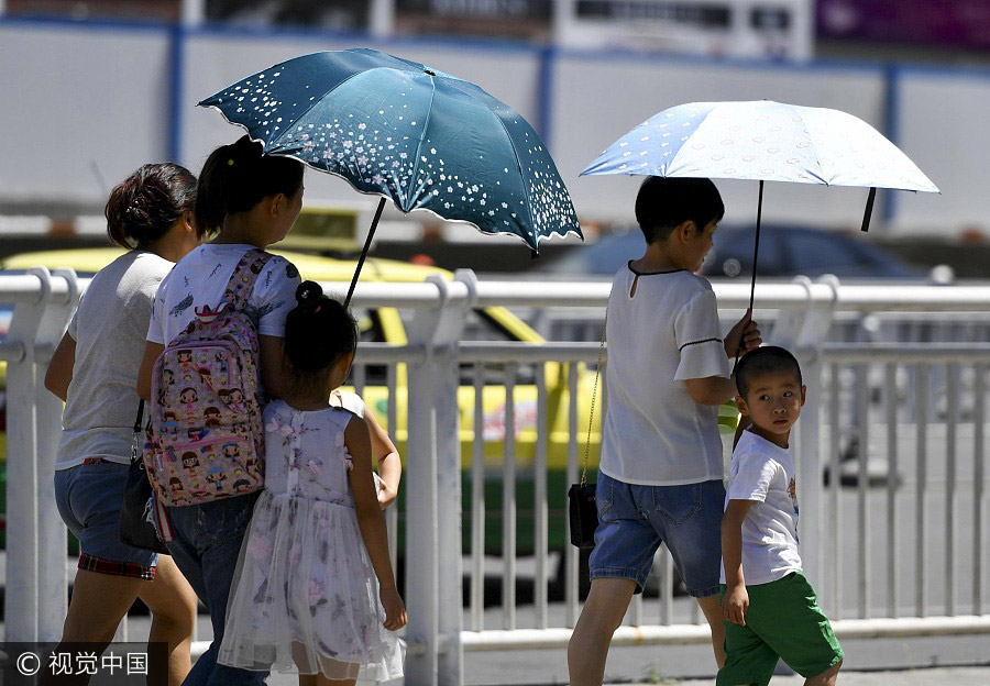 High temperatures hit many places across the country