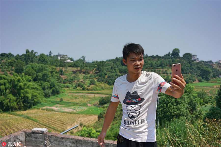 Farmer makes a fortune by broadcasting village life