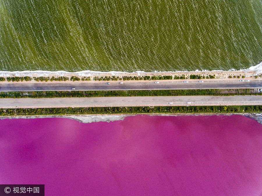 Salt lake in Shanxi looks like double-flavor hot pot