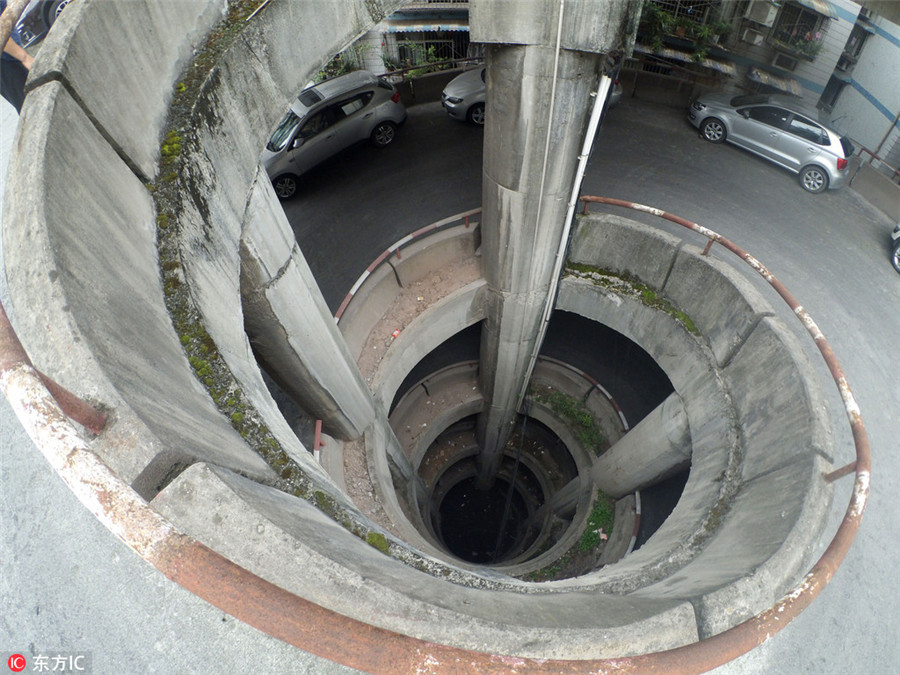 Chongqing parking lot goes up, and up, and up