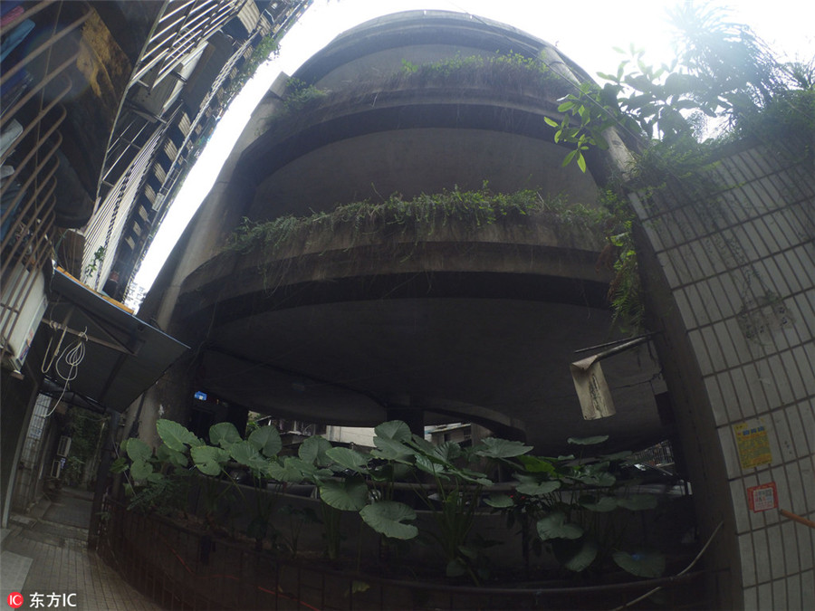 Chongqing parking lot goes up, and up, and up