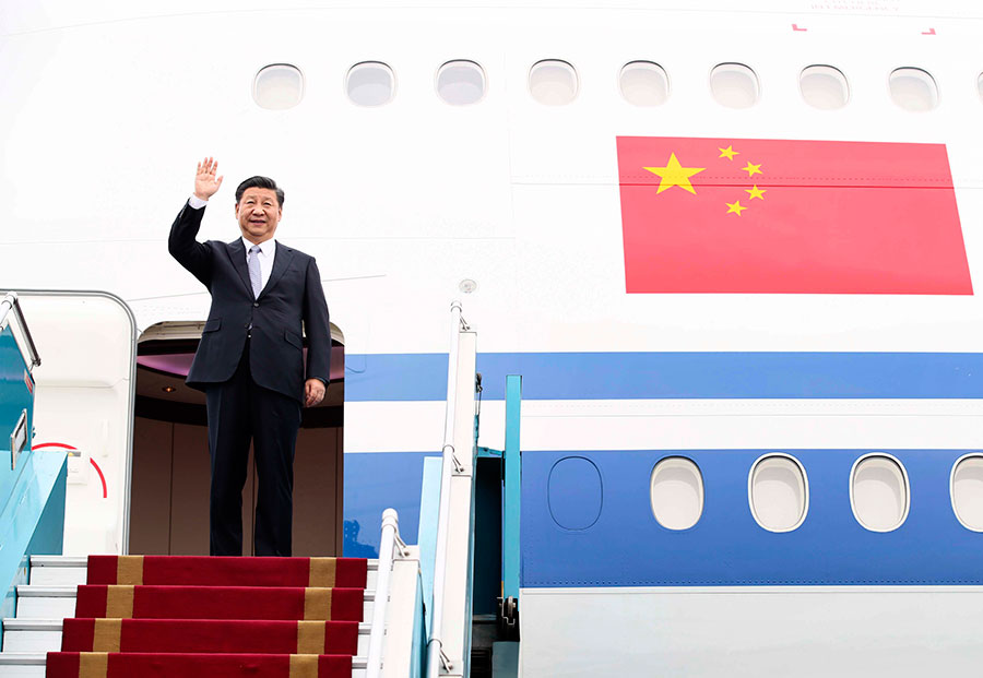 Xi arrives in Hanoi for state visit