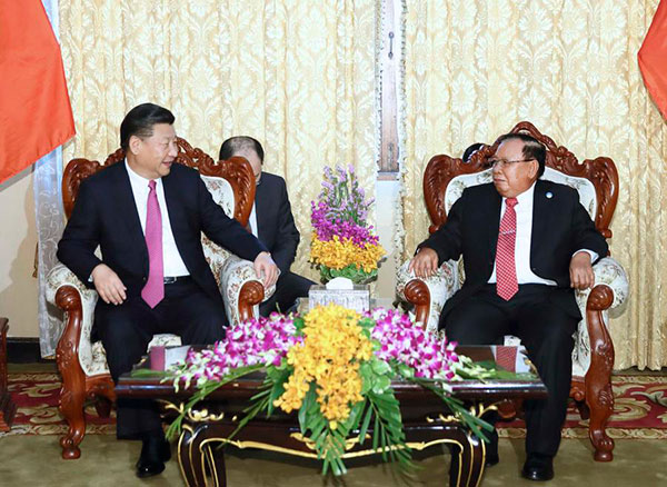 Laos warmly greets Xi in first state visit