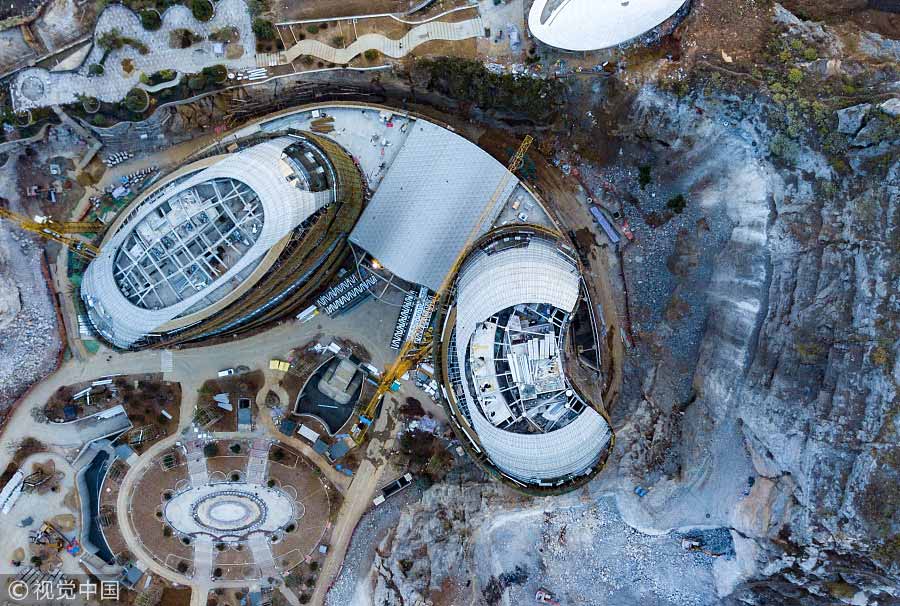 An 'alien base' hotel being built in Nanjing