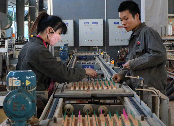 Fireworks makers adopt new technology to protect workers
