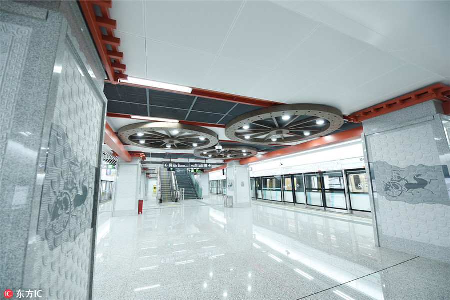 Beautiful designs grace Chengdu metro stations