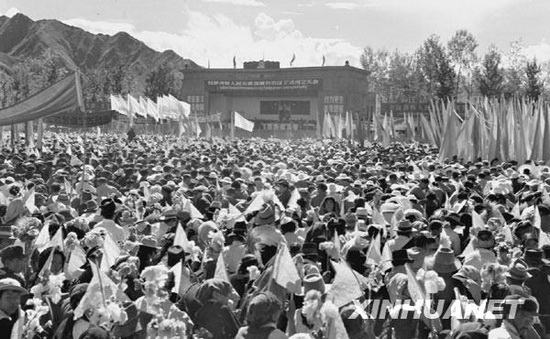 1951: Tibet's peaceful liberation and democratic reform