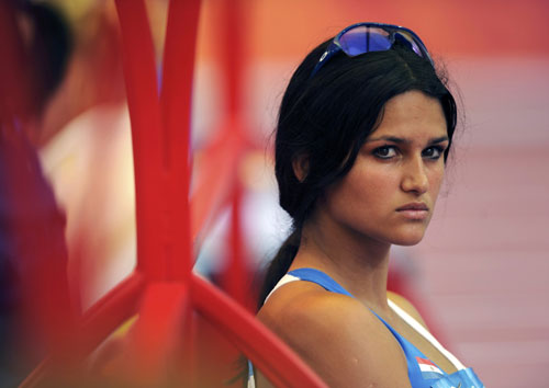 Hot! Sexy javelin thrower