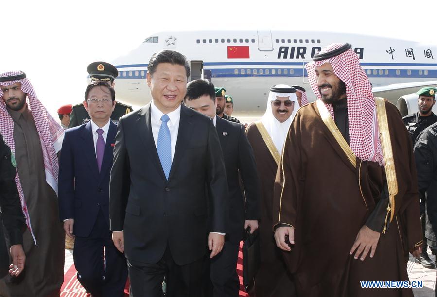 Xi arrive en Arabie saoudite pour entamer une tournée dans trois pays du Moyen-Orient