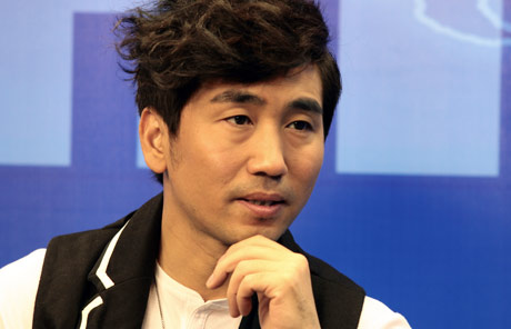 沙宝亮光棍节开唱 称“比情人节更浪漫”