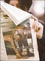 'Gang rape' ad ban sees D&G slammed