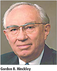 Mormon church leader Hinckley dies at 97