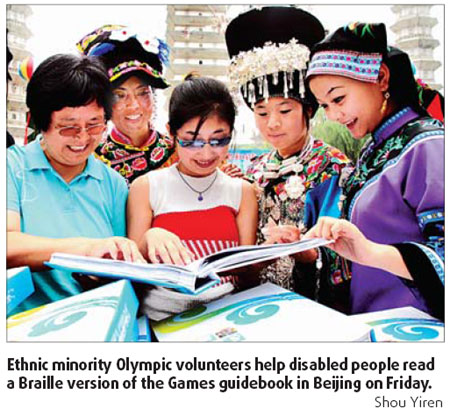Olympic guide helps disabled make the most of Beijing