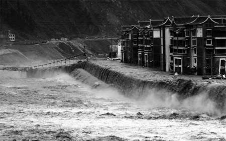 Landslides kill 11 in Sichuan