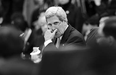 Fiscal deadlock will be resolved, Kerry tells Li