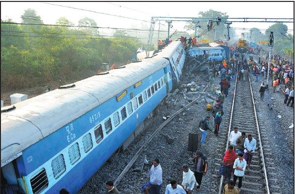 At least 36 die, as train derails in southern India