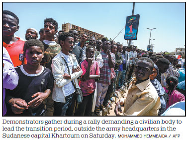 Military council leader promises a civilian govt