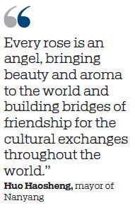 Native flora building bridge for friendship, exchanges