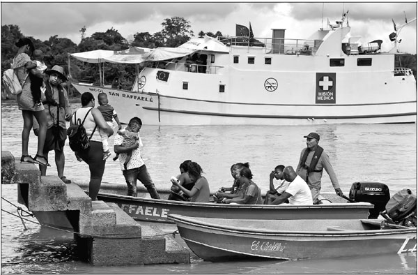 Ship a healer for poor communities on Colombia's Pacific coast