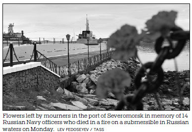 Fire on Russian deep-water submersible claims 14 lives