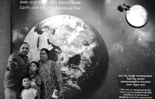 India aborts moon mission launch