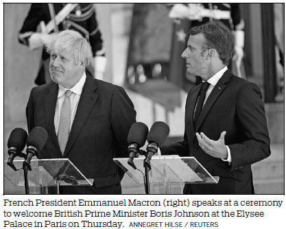French president maintains tough EU line on Brexit deadlock