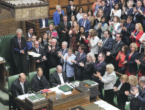 PM's bid for elections defeated before Parliament shutdown