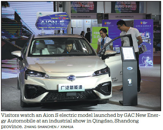 Car sales keep falling but hope on horizon with peak months