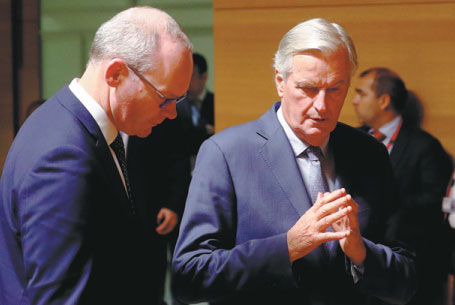 UK, EU negotiators continue to work on striking Brexit deal