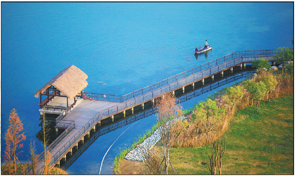 Spotlight on city as world's longest greenway inspires lifestyle discussion