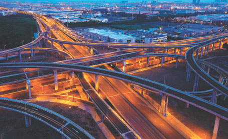 High-tech district draws record capital