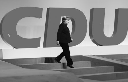 Kramp-Karrenbauer fortifies CDU chief role