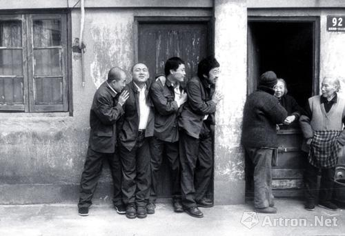 French couple's image collection exhibited in Shanghai