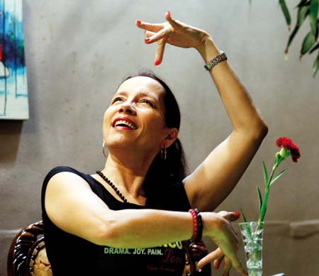 Flamenco veteran heats up Chinese dance