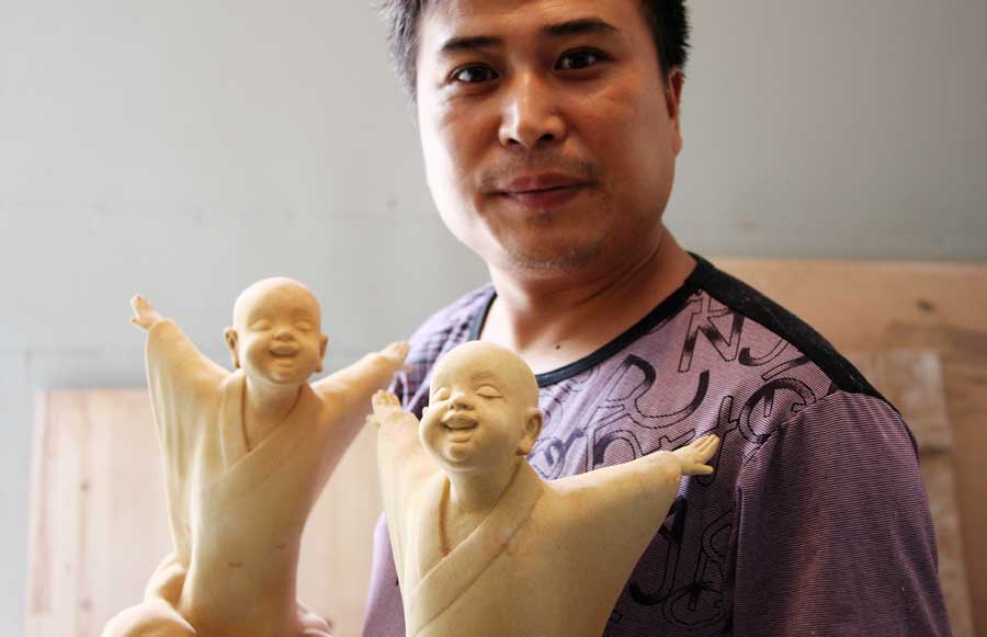 Fashion sculptor Liu Haifeng