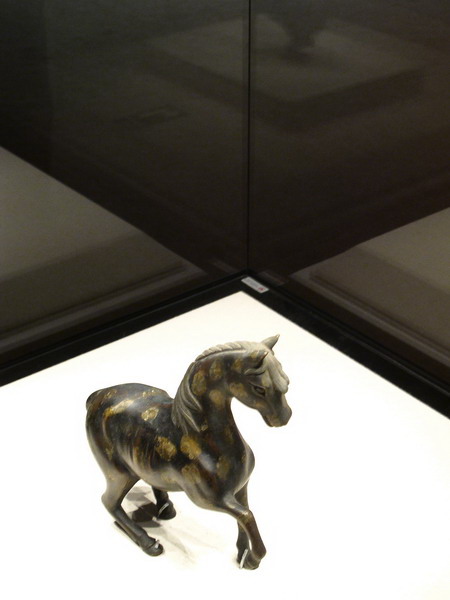 Museum show abounds in horse tales